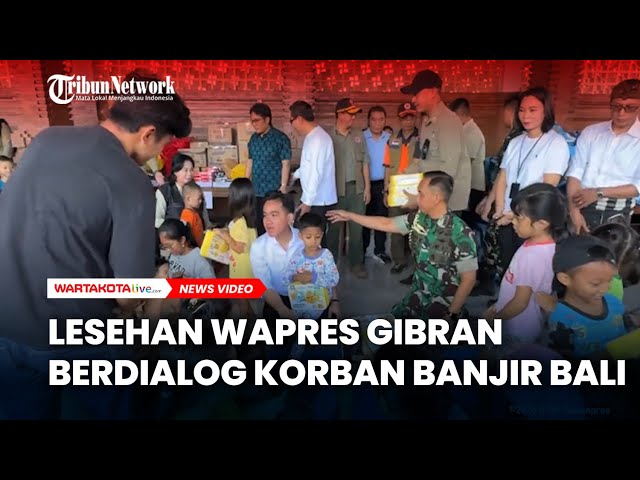 Lesehan Wapres Gibran Berdialog dengan Korban Banjir Bali