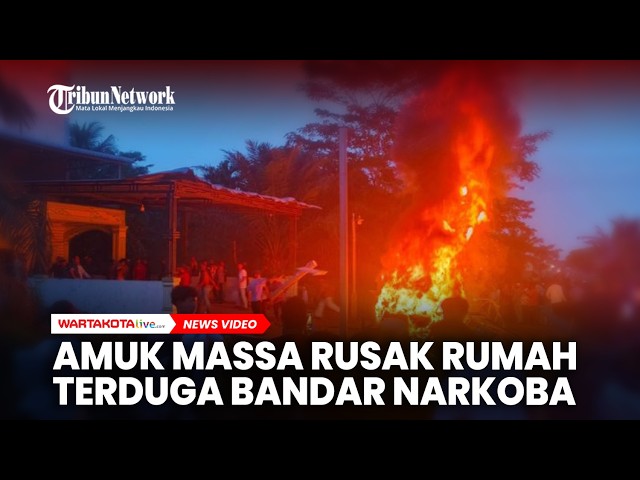 Amuk Massa Rusak Rumah Terduga Bandar Narkoba di Panipahan Rokan Hilir Riau